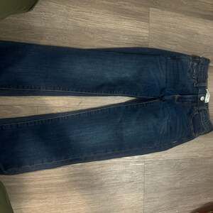 abercrombie kids Straight Leg Dark Wash Stretch Jeans Size 7/8 Long